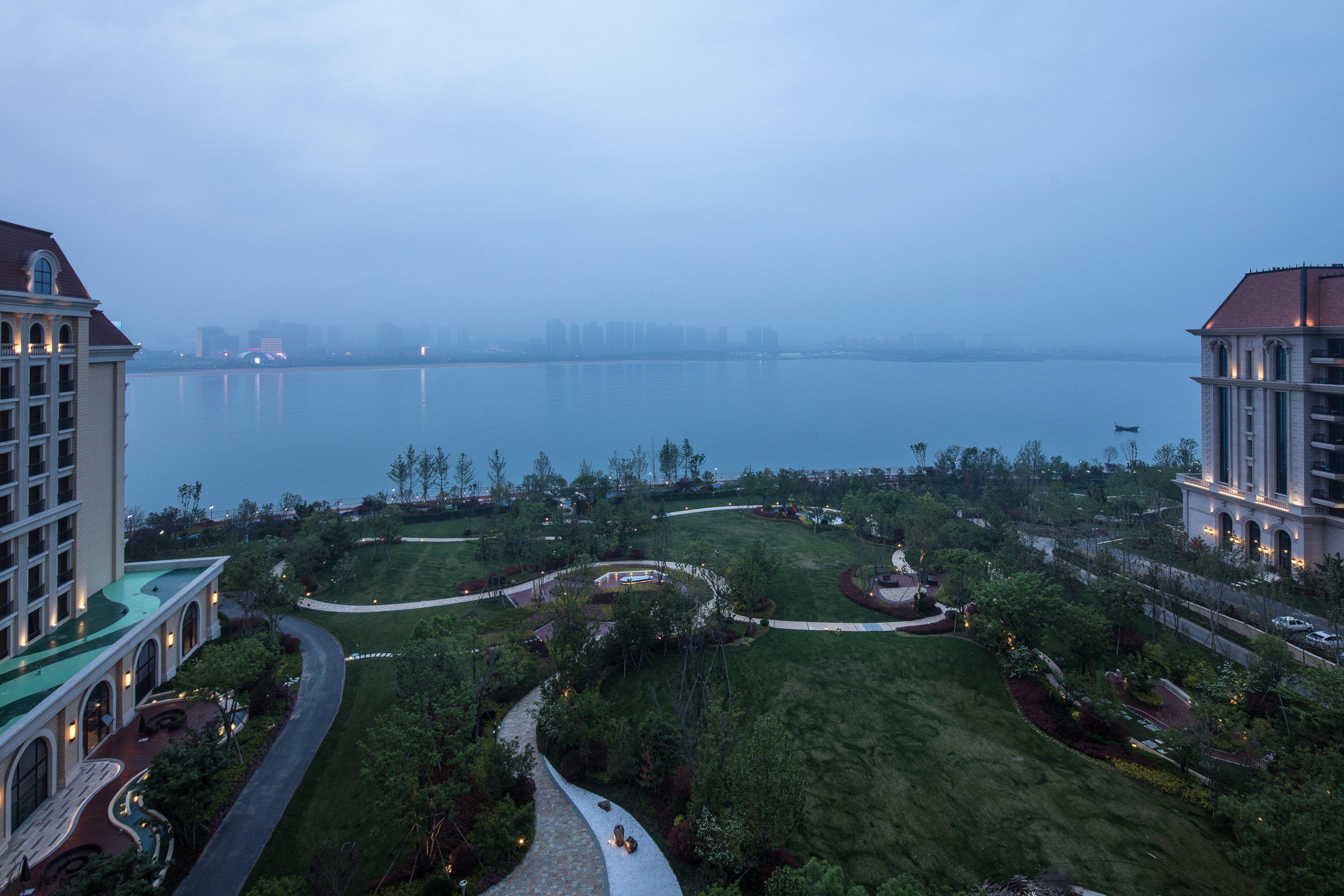 מלון Crowne Plaza Qingdaoorientalmoviemetropolis By Ihg מראה חיצוני תמונה