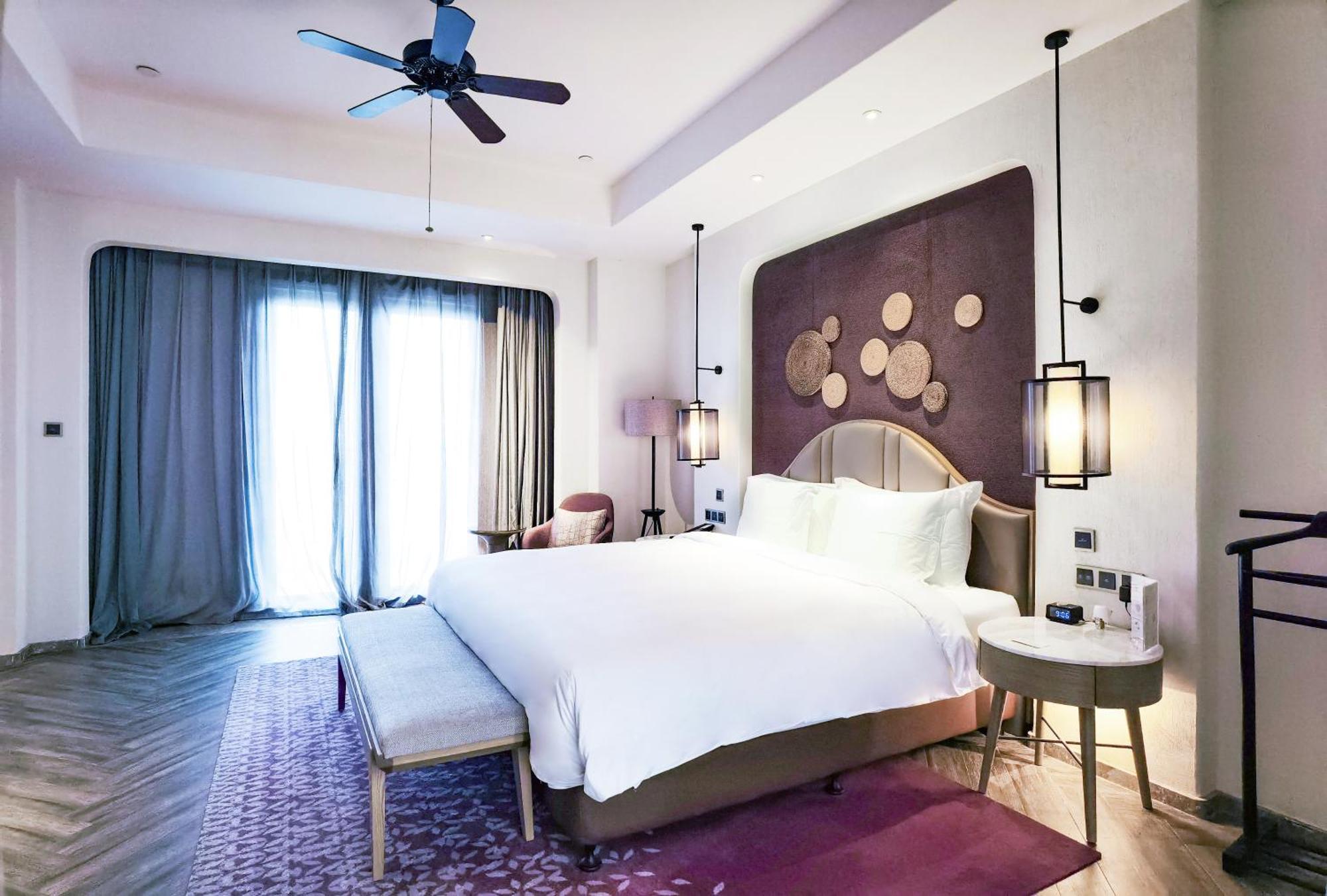 מלון Crowne Plaza Qingdaoorientalmoviemetropolis By Ihg מראה חיצוני תמונה