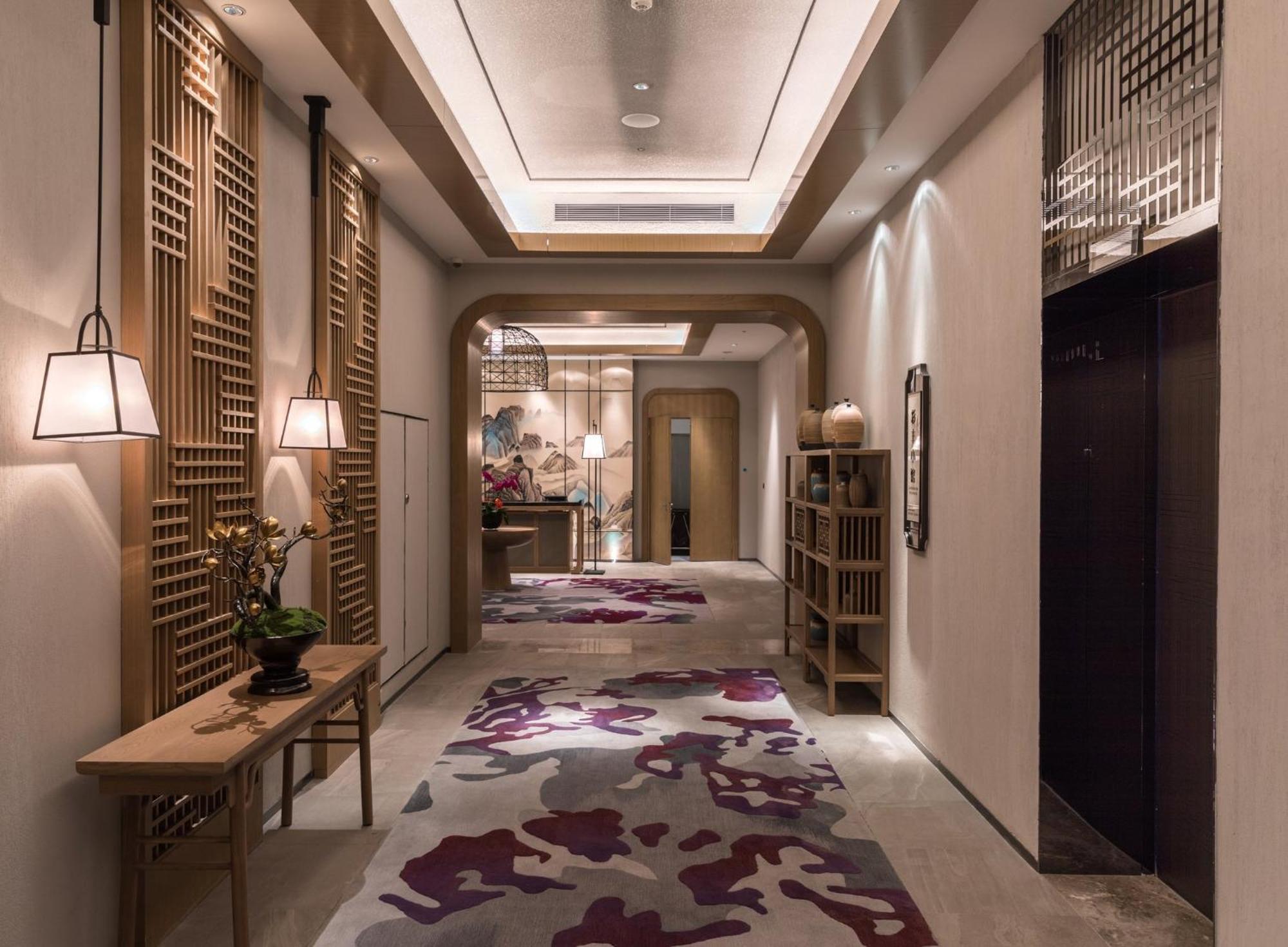 מלון Crowne Plaza Qingdaoorientalmoviemetropolis By Ihg מראה חיצוני תמונה