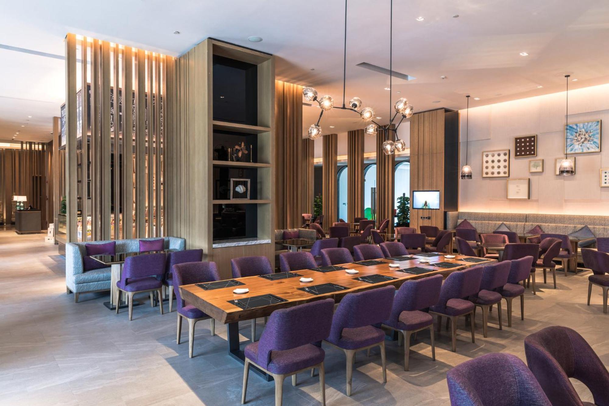 מלון Crowne Plaza Qingdaoorientalmoviemetropolis By Ihg מראה חיצוני תמונה