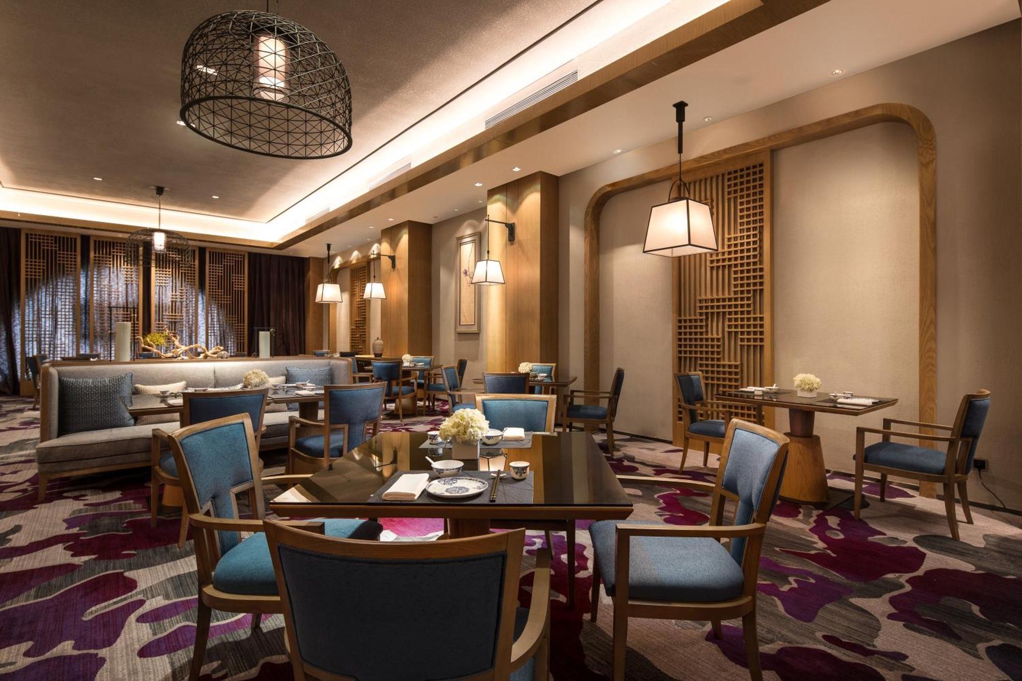 מלון Crowne Plaza Qingdaoorientalmoviemetropolis By Ihg מראה חיצוני תמונה